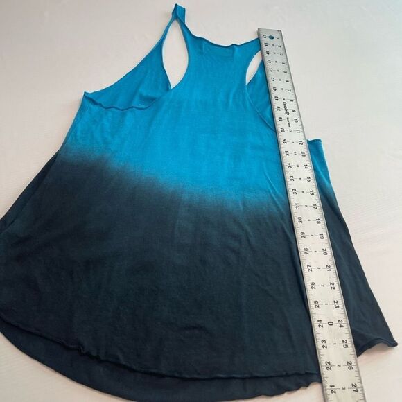 Soul Cycle Blue Dip Dye Tank Top Size Small New - Picture 6 of 6